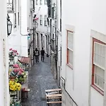 アパート Alfama S. Pedro Typical リスボン