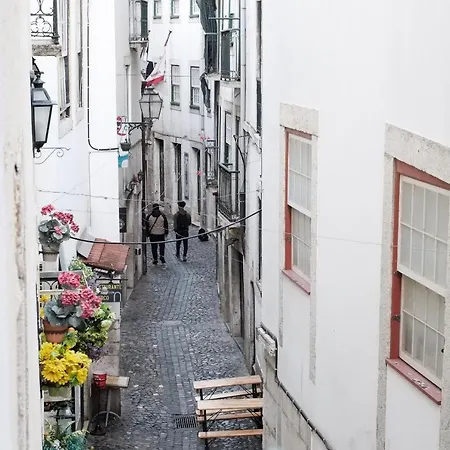 Apartment Alfama S. Pedro Typical Lisbon