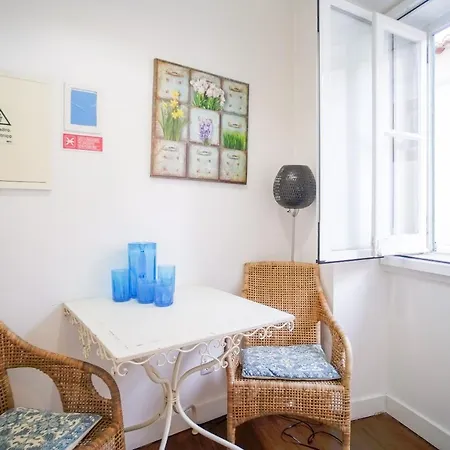 Alfama S. Pedro Typical Apartamento