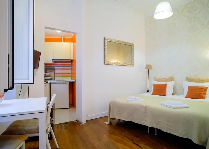 Alfama S. Pedro Typical * Lisboa