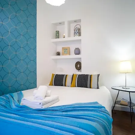 Alfama S. Pedro Typical *