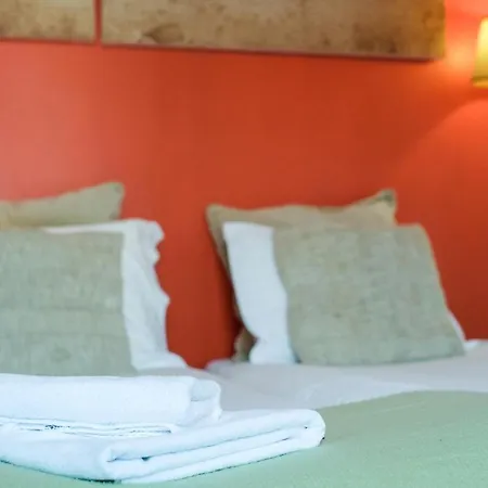 Alfama S. Pedro Typical アパート *