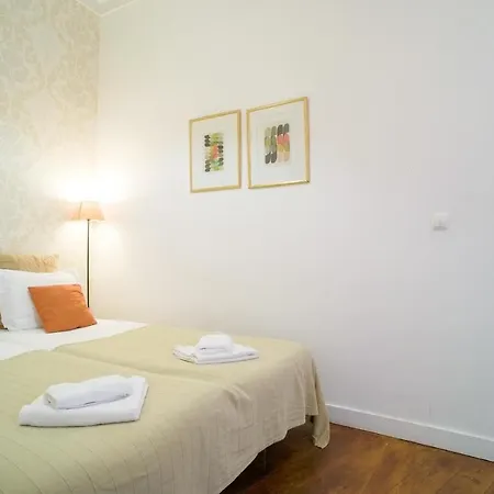 Alfama S. Pedro Typical Лісабон