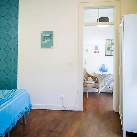 Alfama S. Pedro Typical Апартаменти